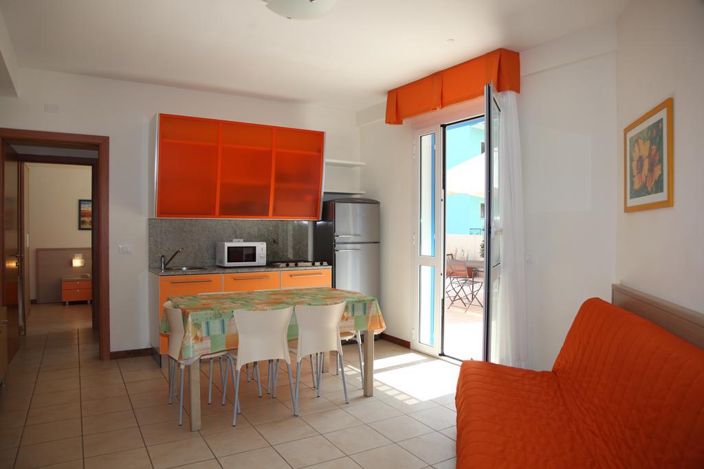 Aparthotel Gioia Καόρλε Δωμάτιο φωτογραφία
